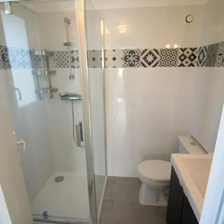 Chez Regine * Арроманш-ле-Бен